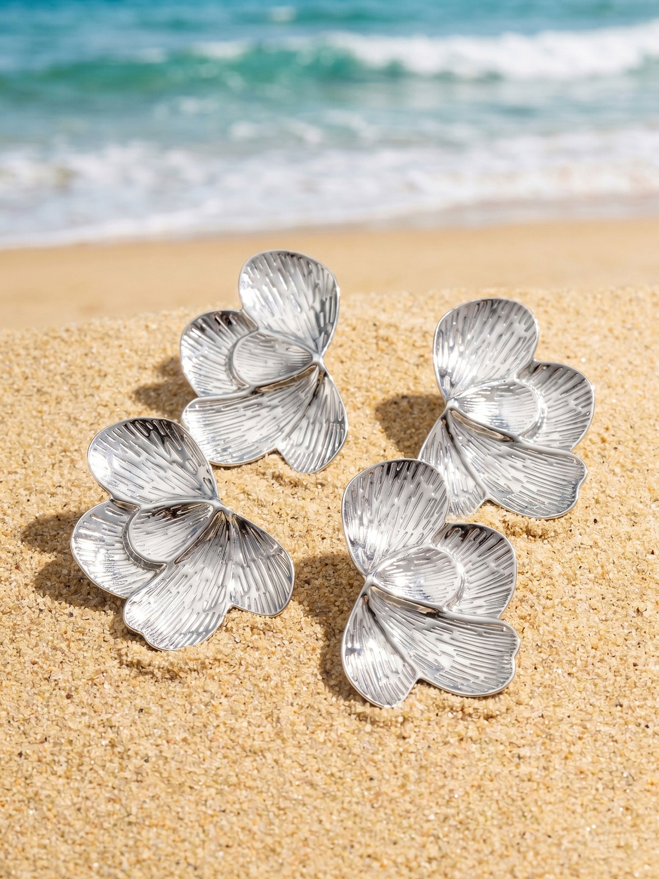 316L Stainless Steel 18K Gold PVD Exaggerated Geometric Leaf Earrings - Exaggerated Geometric Leaf Modern Chic Wholesale Stainless Steel Jewelry - Sensitive Skin Friendly - Detail 8