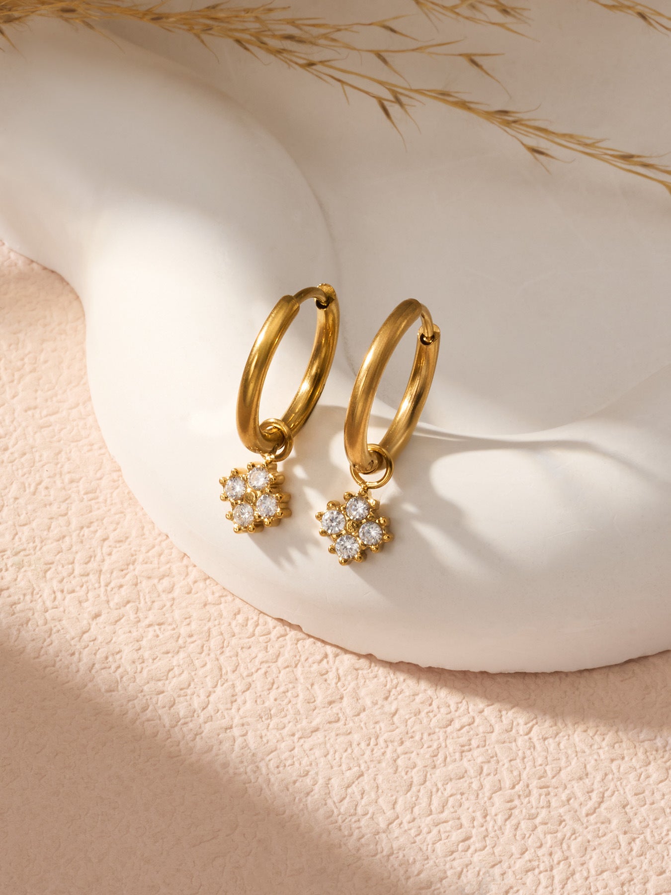 316L Stainless Steel 18K Gold PVD Exquisite Zircon Drop Earrings - Zircon Drop, Modern, Exquisite Wholesale Stainless Steel Jewelry - Sensitive Skin Friendly - Detail 6