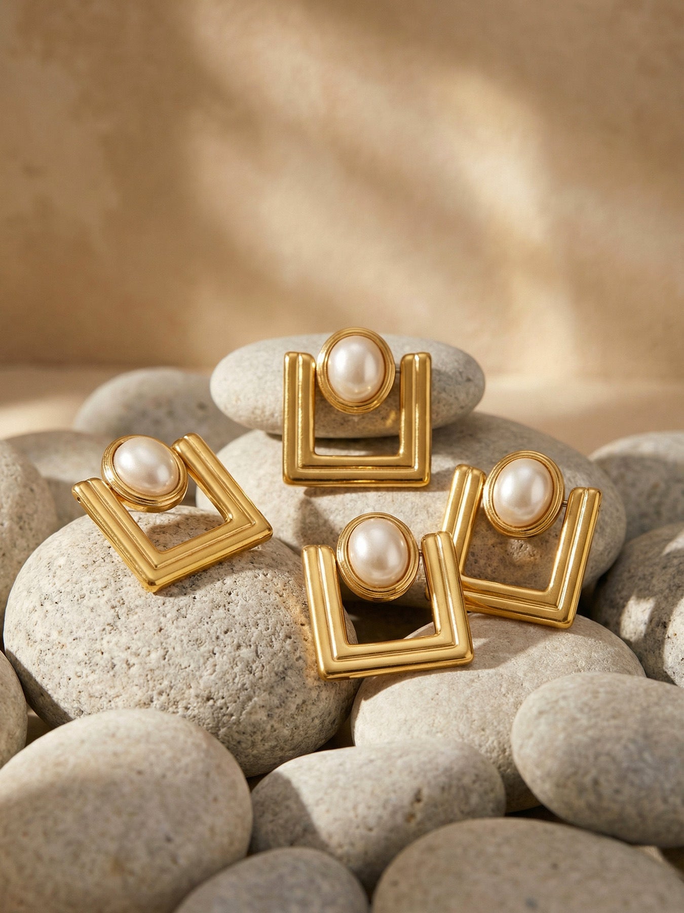 316L Stainless Steel 18K Gold PVD Faux Pearl Vintage Geometric Square Stud Earrings - Faux Pearl, Vintage, Geometric, Square, Gold Wholesale Stainless Steel Jewelry - Sensitive Skin Friendly - Detail 2