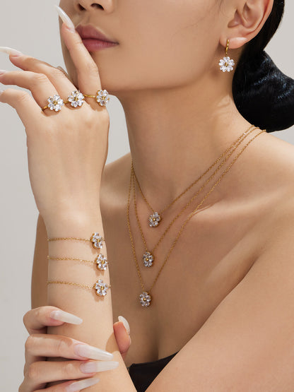316L Stainless Steel 18K Gold PVD Five-Petal Flower Zircon Jewelry Set Necklace Bracelet Ring Earrings - Five-Petal Flower Zircon Chic Geometric Gold Jewelry Set Wholesale Stainless Steel Jewelry - Sensitive Skin Friendly - Detail 5