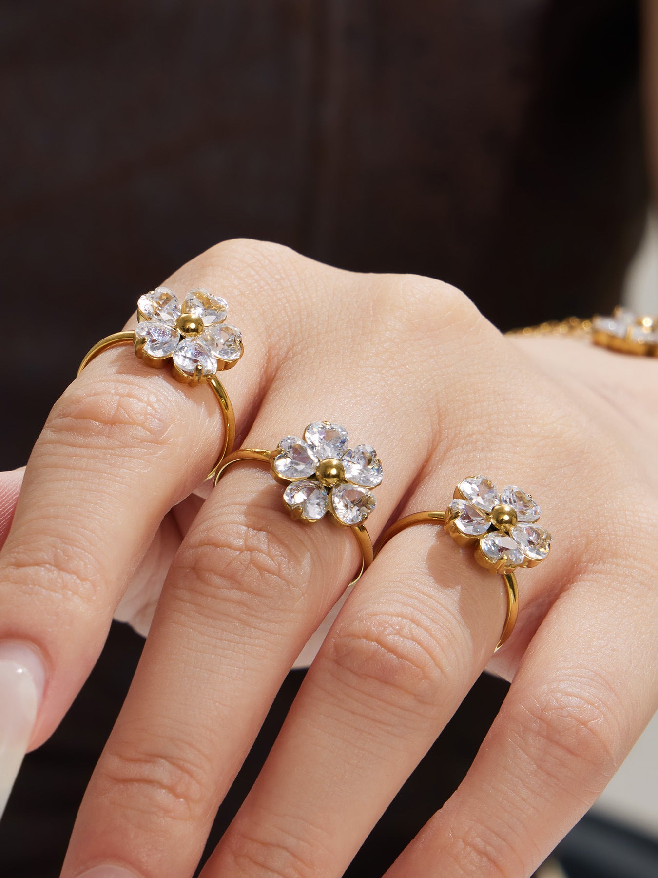 316L Stainless Steel 18K Gold PVD Five-Petal Flower Zircon Jewelry Set Necklace Bracelet Ring Earrings - Five-Petal Flower Zircon Chic Geometric Gold Jewelry Set Wholesale Stainless Steel Jewelry - Sensitive Skin Friendly - Detail 6