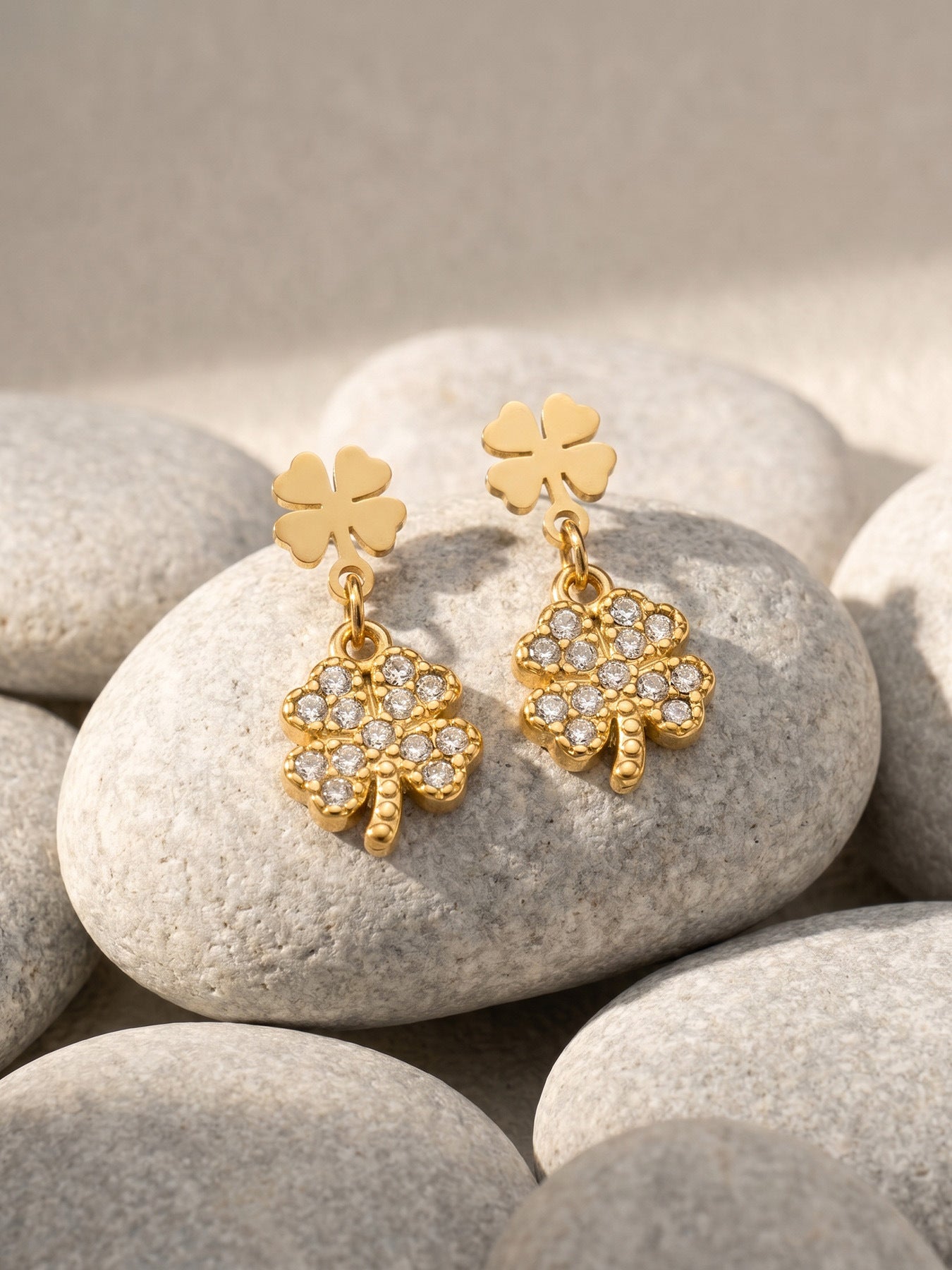 316L Stainless Steel 18K Gold PVD Four-leaf Clover Earrings - Four-leaf Clover Minimalist Modern Lightweight Wholesale Stainless Steel Jewelry - Sensitive Skin Friendly - Detail 11