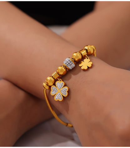 316L Stainless Steel 18K Gold PVD Four Leaf Clover & Heart Pendant Bracelet & Necklace Set - Four Leaf Clover Pendant, Heart Pendant, Gold Bracelet, Gold Necklace, Minimalist Jewelry, Elegant Set Wholesale Stainless Steel Jewelry - Sensitive Skin Friendly - Detail 12