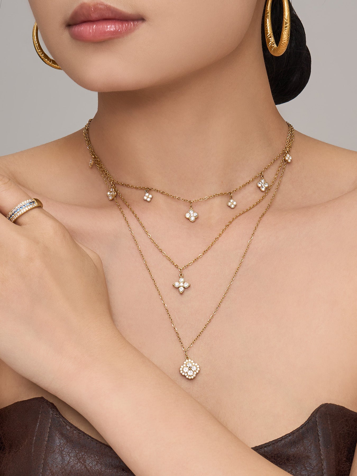 316L Stainless Steel 18K Gold PVD Four-Leaf Clover Pavé Necklace - Four-Leaf Clover Pavé Gold Necklace Wholesale Stainless Steel Jewelry - Sensitive Skin Friendly - Detail 3
