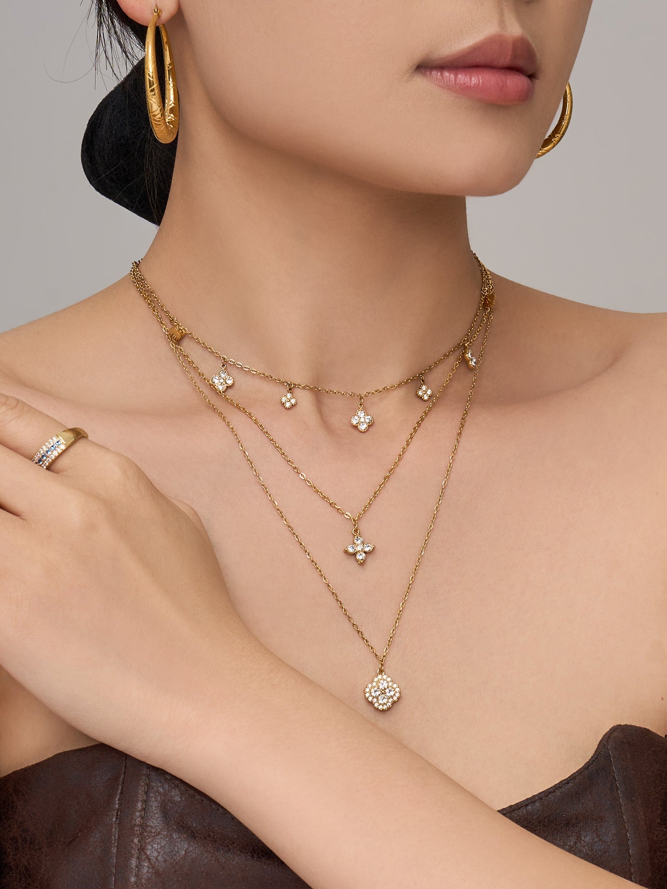 316L Stainless Steel 18K Gold PVD Four-Leaf Clover Pavé Necklace - Four-Leaf Clover Pavé Gold Necklace Wholesale Stainless Steel Jewelry - Sensitive Skin Friendly - Detail 4