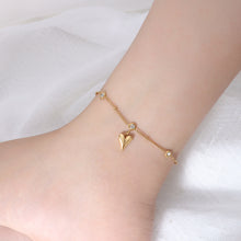 316L Stainless Steel 18K Gold PVD French Style Zircon Heart Anklet - French Style, Heart Pendant, Zircon, Anklet, Gold PVD, Minimalist Wholesale Stainless Steel Jewelry - Sensitive Skin Friendly - Detail 4