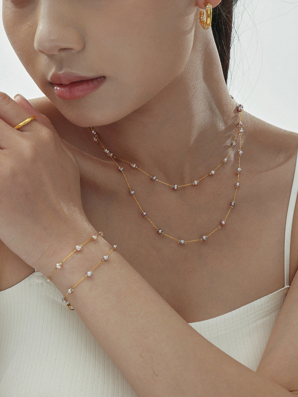 316L Stainless Steel 18K Gold PVD Freshwater Pearl Necklace & Bracelet - Freshwater Pearl, Elegant, Modern, Delicate, Gold Plated Wholesale Stainless Steel Jewelry - Sensitive Skin Friendly - Detail 12