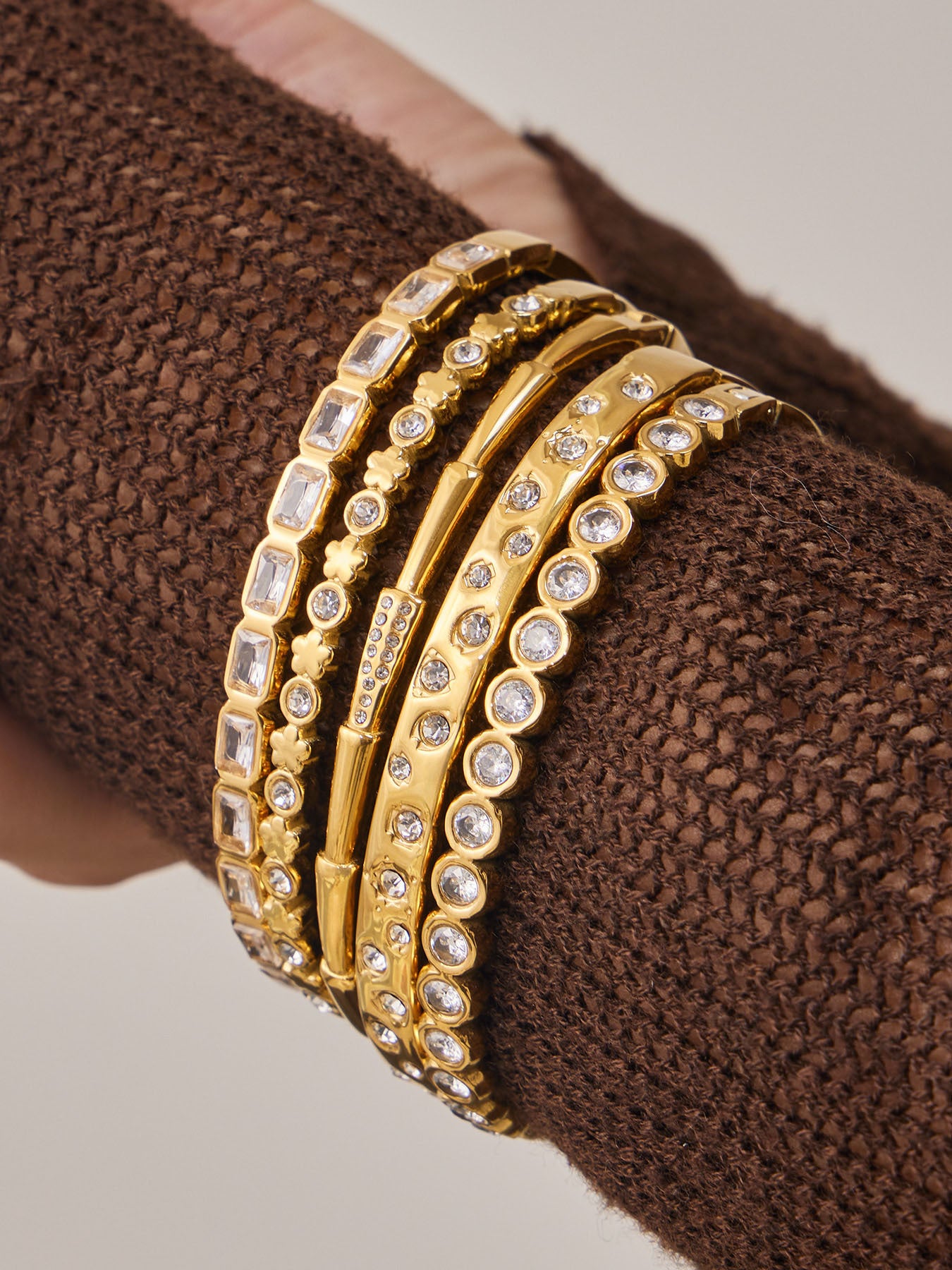 316L Stainless Steel 18K Gold PVD Full Pave 5A Zircon Bangle - Elegant Gold Bangle, Pave Zircon, Modern, Luxury, Dazzling Wholesale Stainless Steel Jewelry - Sensitive Skin Friendly - Detail 1