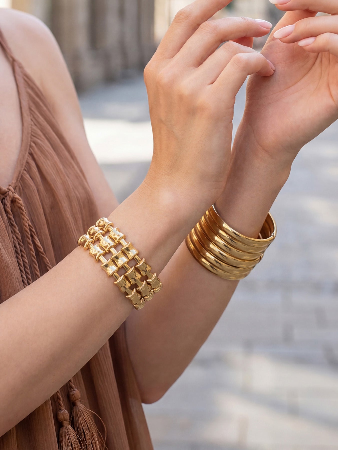 316L Stainless Steel 18K Gold PVD Geometric Bamboo Knot Bangle - Geometric Bamboo Knot, 18K Gold PVD Wholesale Stainless Steel Jewelry - Sensitive Skin Friendly - Detail 23