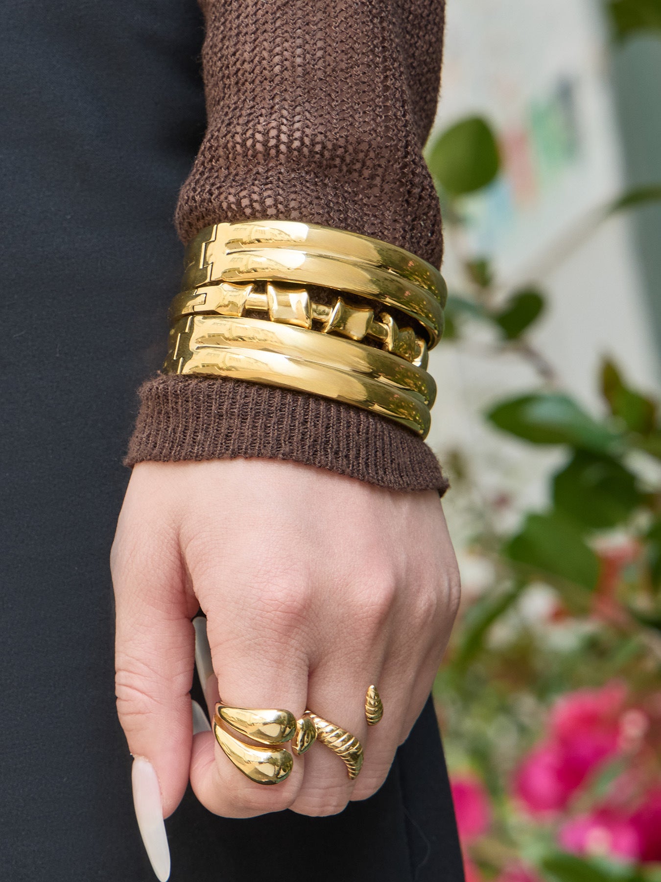 316L Stainless Steel 18K Gold PVD Geometric Bamboo Knot Bangle - Geometric Bamboo Knot, 18K Gold PVD Wholesale Stainless Steel Jewelry - Sensitive Skin Friendly - Detail 24