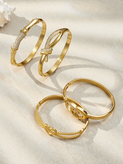 316L Stainless Steel 18K Gold PVD Geometric Heart Clasp Bangle Bracelet - Geometric Heart Clasp Bangle Minimalist Gold Bracelet Wholesale Stainless Steel Jewelry - Sensitive Skin Friendly - Detail 1