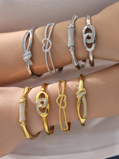 316L Stainless Steel 18K Gold PVD Geometric Heart Clasp Bangle Bracelet - Geometric Heart Clasp Bangle Minimalist Gold Bracelet Wholesale Stainless Steel Jewelry - Sensitive Skin Friendly - Detail 11