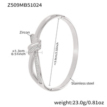 316L Stainless Steel 18K Gold PVD Geometric Heart Clasp Bangle Bracelet - Geometric Heart Clasp Bangle Minimalist Gold Bracelet Wholesale Stainless Steel Jewelry - Sensitive Skin Friendly - Detail 14
