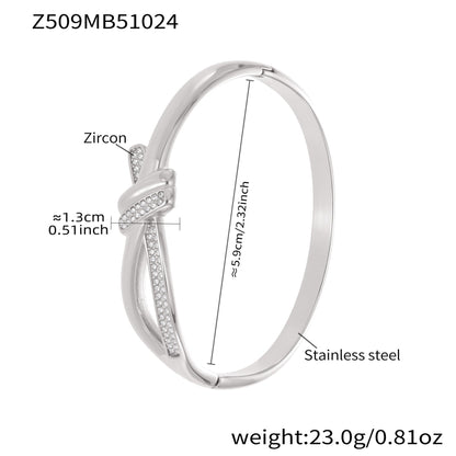 316L Stainless Steel 18K Gold PVD Geometric Heart Clasp Bangle Bracelet - Geometric Heart Clasp Bangle Minimalist Gold Bracelet Wholesale Stainless Steel Jewelry - Sensitive Skin Friendly - Detail 14