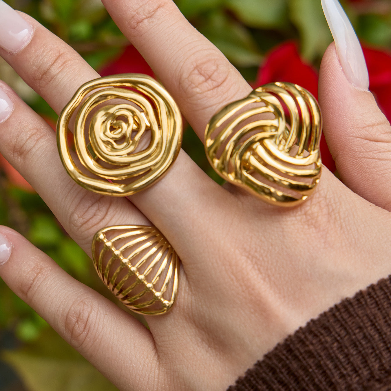 316L Stainless Steel 18K Gold PVD Geometric Hollow Open Ring - Geometric, Hollow, Open, Gold, Modern Wholesale Stainless Steel Jewelry - Sensitive Skin Friendly - Detail 20