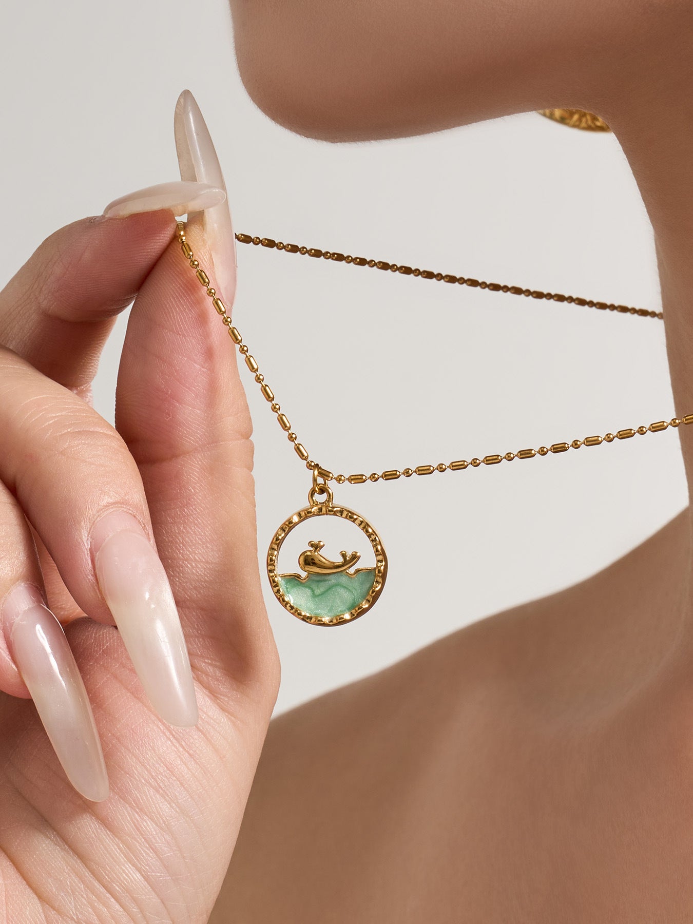 316L Stainless Steel 18K Gold PVD Glass Stone Ocean Whale Pendant Necklace - Glass Stone, Whale Pendant, Ocean Theme, Resort Style, Gold Necklace Wholesale Stainless Steel Jewelry - Sensitive Skin Friendly - Detail 4