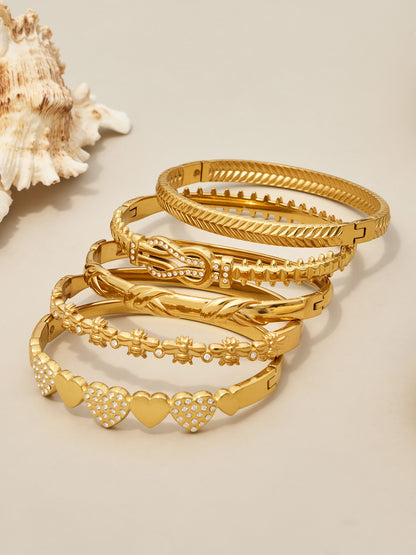 316L Stainless Steel 18K Gold PVD Heart Lock Bangle - Heart Lock Minimalist Gold Bangle Wholesale Stainless Steel Jewelry - Sensitive Skin Friendly - Detail 11