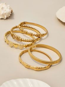 316L Stainless Steel 18K Gold PVD Heart Lock Bangle - Heart Lock Minimalist Gold Bangle Wholesale Stainless Steel Jewelry - Sensitive Skin Friendly - Detail 15