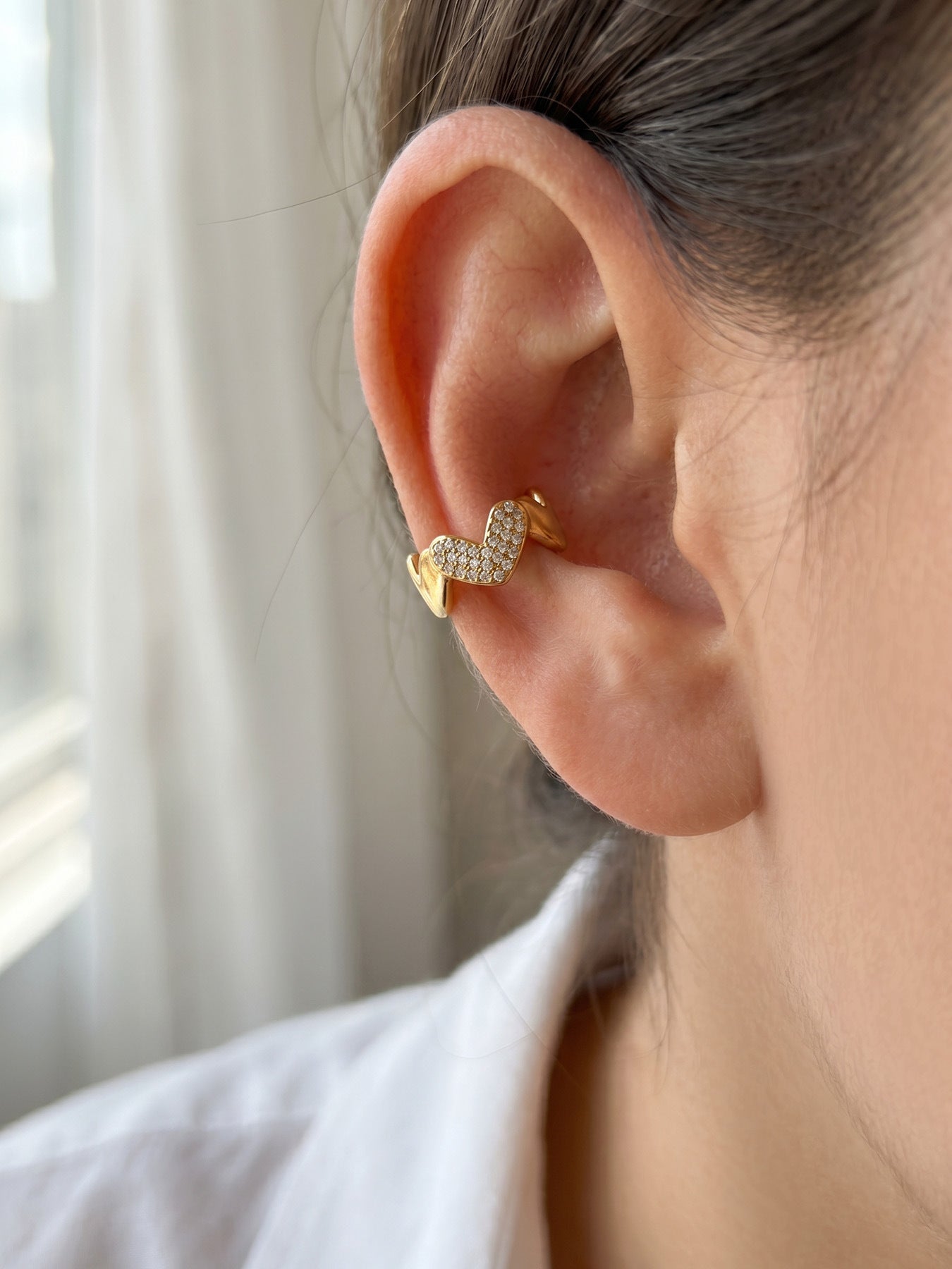 316L Stainless Steel 18K Gold PVD Heart Wave Design Earrings - Heart Shape Wave Design Minimalist Modern Wholesale Stainless Steel Jewelry - Sensitive Skin Friendly - Detail 5