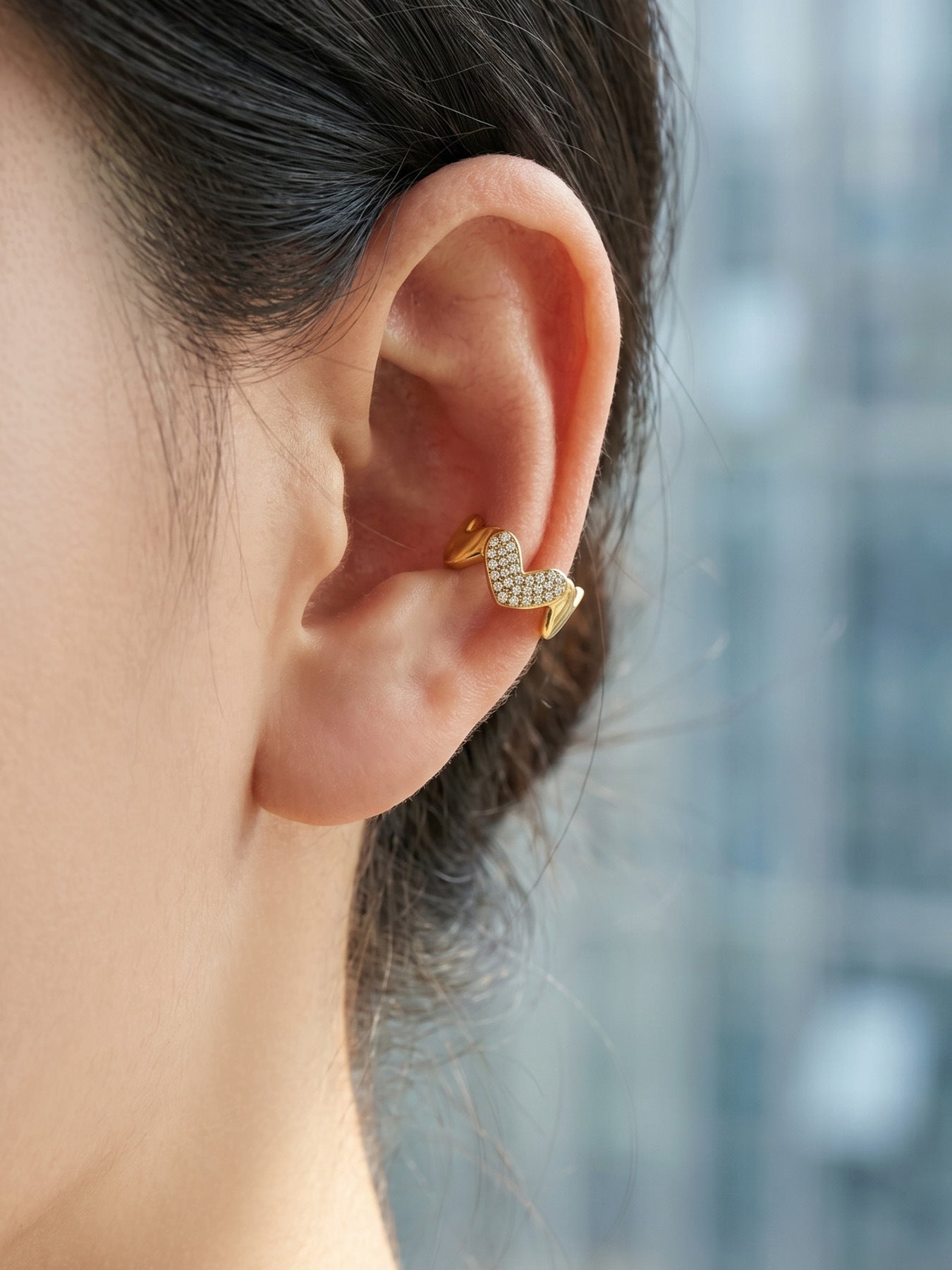 316L Stainless Steel 18K Gold PVD Heart Wave Design Earrings - Heart Shape Wave Design Minimalist Modern Wholesale Stainless Steel Jewelry - Sensitive Skin Friendly - Detail 8