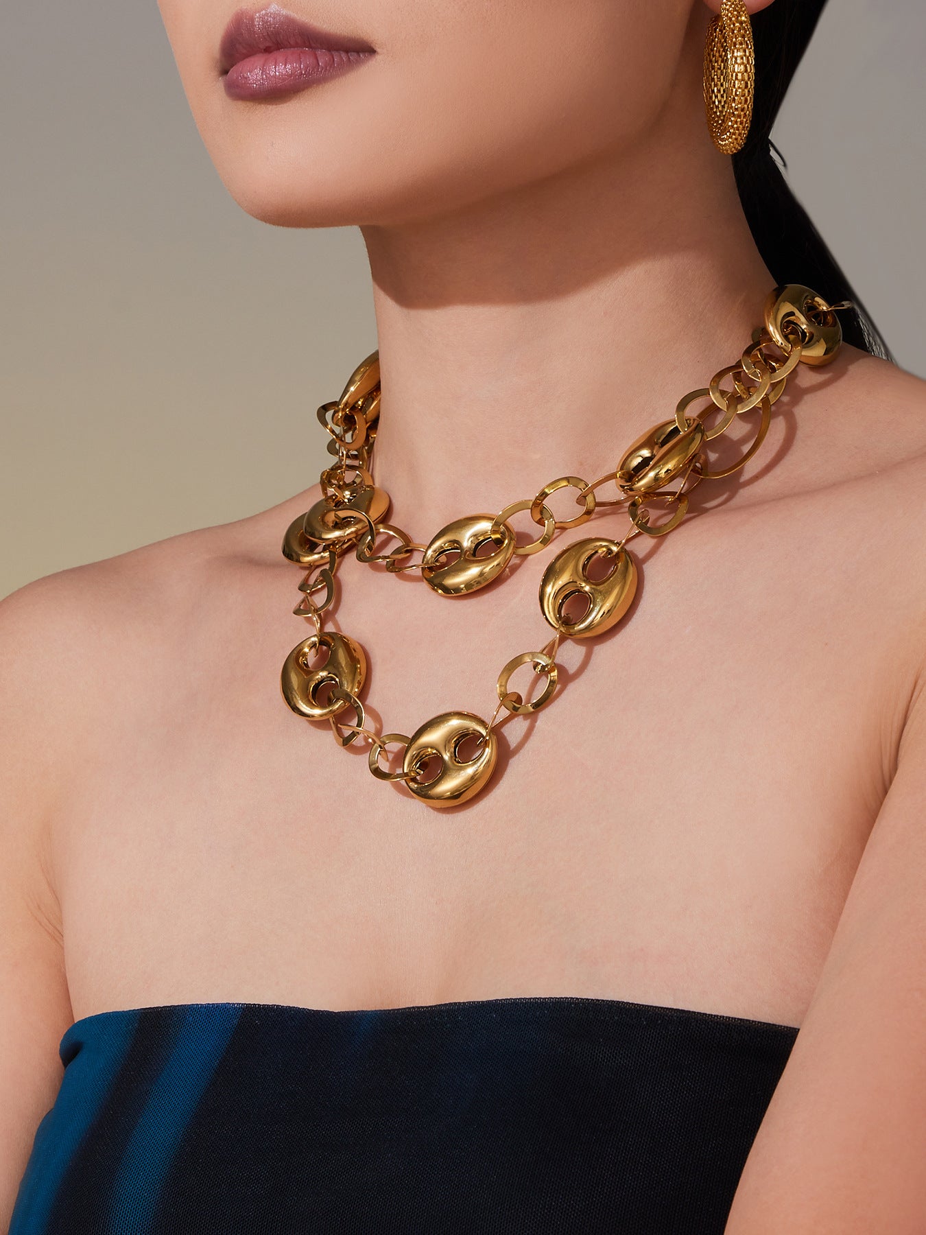 316L Stainless Steel 18K Gold PVD Hollow Coffee Bean Link Chain Necklace - Hollow Coffee Bean, Cuban Link, Modern, Gold Chain Wholesale Stainless Steel Jewelry - Sensitive Skin Friendly - Detail 6