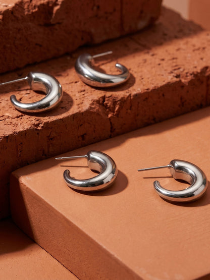 316L Stainless Steel 18K Gold PVD Hollow Small U-Shaped Earrings - Hollow U-Shaped Geometric Minimalist Wholesale Stainless Steel Jewelry - Sensitive Skin Friendly - Detail 9