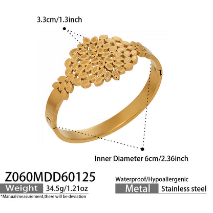 316L Stainless Steel 18K Gold PVD Hollow Texture Wide Bangle - Vintage Hollow Texture Wide Bangle Wholesale Stainless Steel Jewelry - Sensitive Skin Friendly - Detail 16