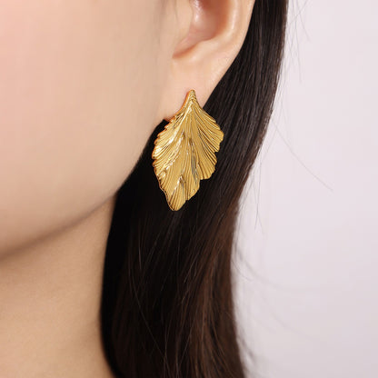 316L Stainless Steel 18K Gold PVD Irregular Leaf Earrings - Irregular Leaf Design, Elegant Earrings Wholesale Stainless Steel Jewelry - Sensitive Skin Friendly - Detail 4