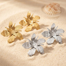 316L Stainless Steel 18K Gold PVD Large Floral Design Earrings - Large Floral, Statement Earrings, Unique Design, Trendy Wholesale Stainless Steel Jewelry - Sensitive Skin Friendly - Detail 9