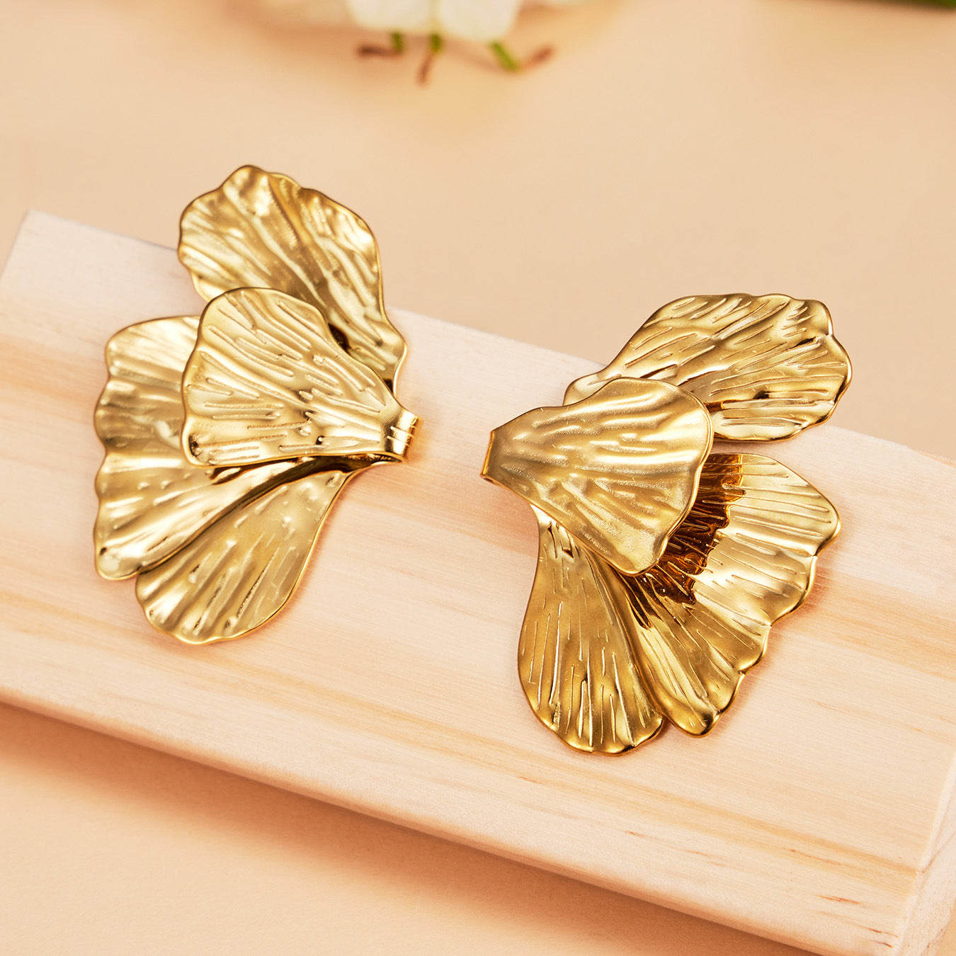 316L Stainless Steel 18K Gold PVD Layered Floral Earrings - Layered Floral Design Gold Steel Wholesale Stainless Steel Jewelry - Sensitive Skin Friendly - Detail 10