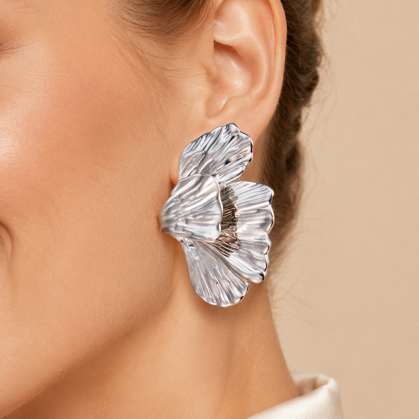 316L Stainless Steel 18K Gold PVD Layered Floral Earrings - Layered Floral Design Gold Steel Wholesale Stainless Steel Jewelry - Sensitive Skin Friendly - Detail 7