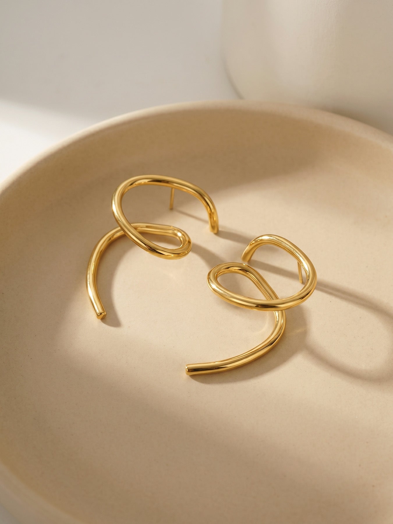 316L Stainless Steel 18K Gold PVD Matte Geometric Earrings - Matte Finish Geometric Modern Minimalist Wholesale Stainless Steel Jewelry - Sensitive Skin Friendly - Detail 12