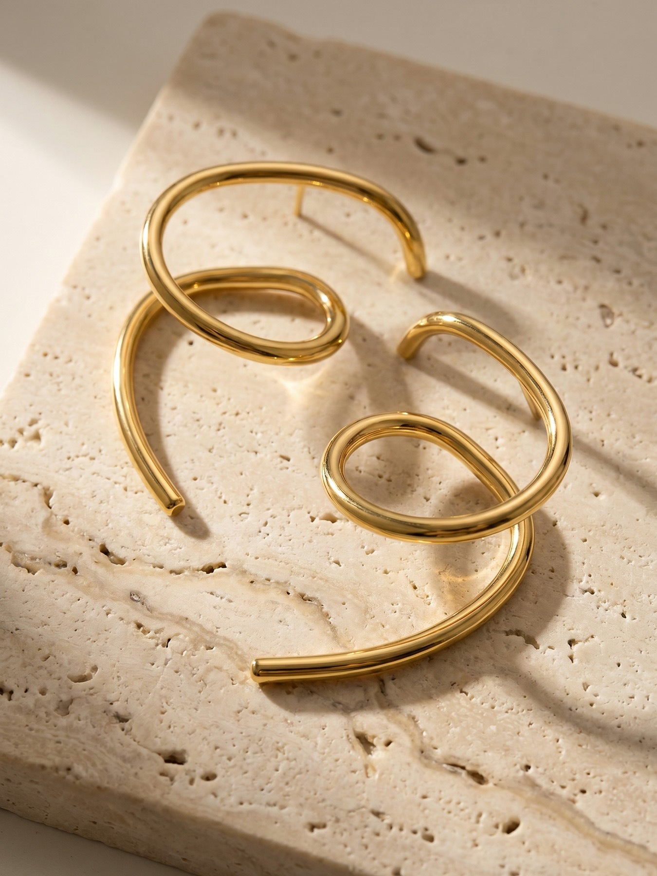 316L Stainless Steel 18K Gold PVD Matte Geometric Earrings - Matte Finish Geometric Modern Minimalist Wholesale Stainless Steel Jewelry - Sensitive Skin Friendly - Detail 2