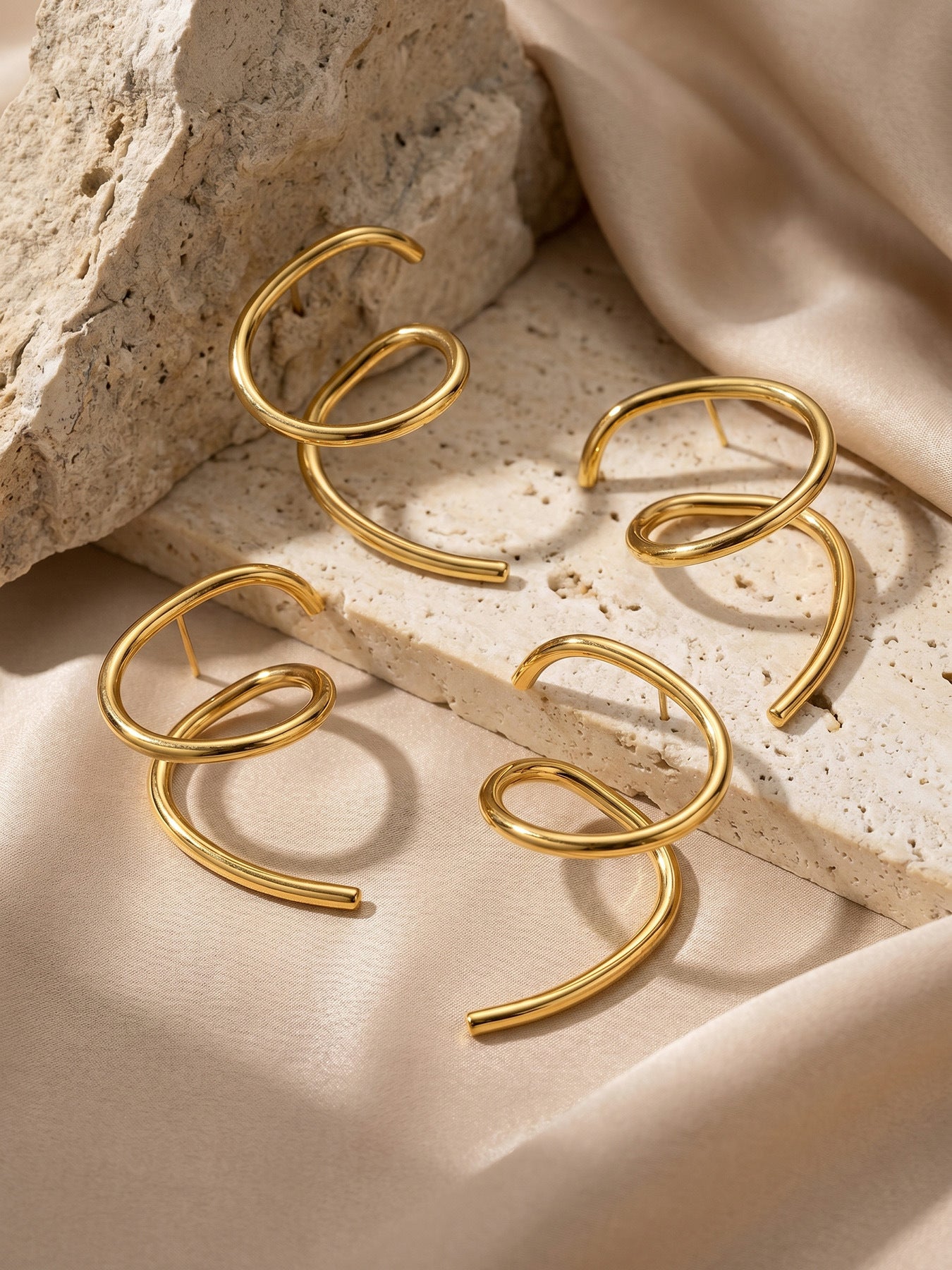 316L Stainless Steel 18K Gold PVD Matte Geometric Earrings - Matte Finish Geometric Modern Minimalist Wholesale Stainless Steel Jewelry - Sensitive Skin Friendly - Detail 9
