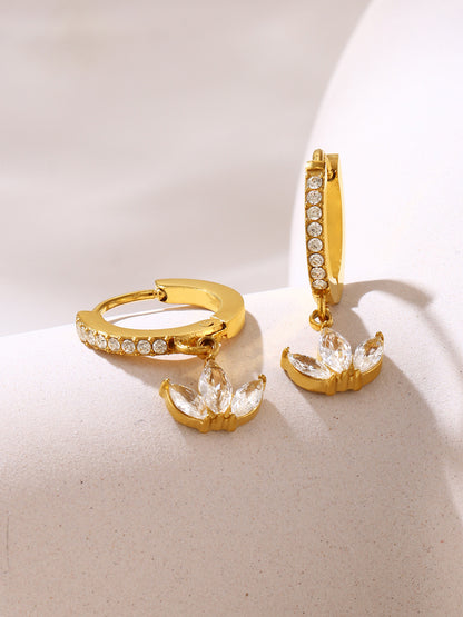 316L Stainless Steel 18K Gold PVD Micro Paved Clover Zircon Earrings - Micro Paved Clover Zircon Gold Earrings Wholesale Stainless Steel Jewelry - Sensitive Skin Friendly - Detail 3