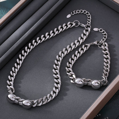 316L Stainless Steel 18K Gold PVD Minimalist Bracelet - Minimalist Wholesale Stainless Steel Jewelry - Sensitive Skin Friendly - Detail 11
