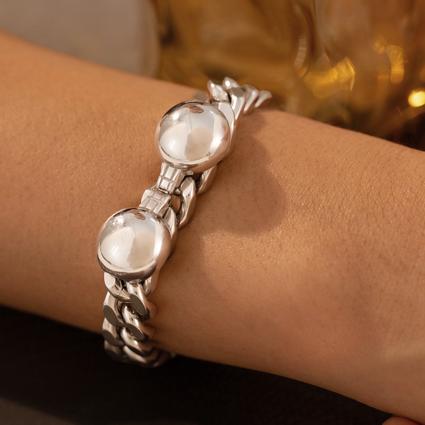 316L Stainless Steel 18K Gold PVD Minimalist Bracelet - Minimalist Wholesale Stainless Steel Jewelry - Sensitive Skin Friendly - Detail 14