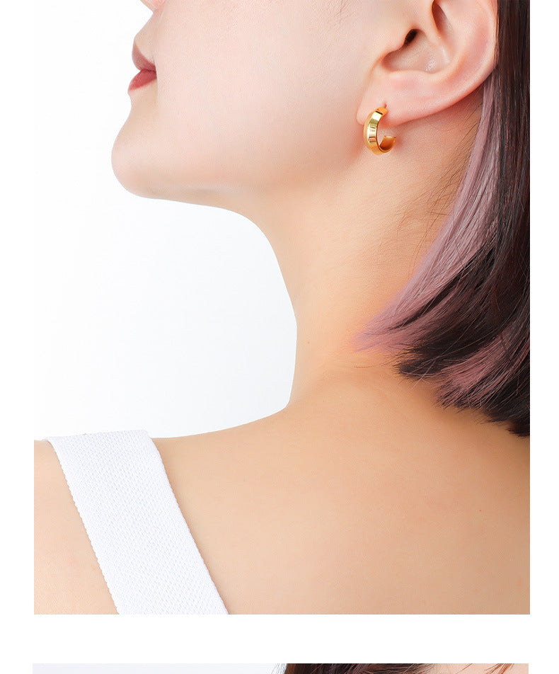 316L Stainless Steel 18K Gold PVD Minimalist C-Shaped Earrings - Minimalist C-Shaped Petite Earrings Wholesale Stainless Steel Jewelry - Sensitive Skin Friendly - Detail 1