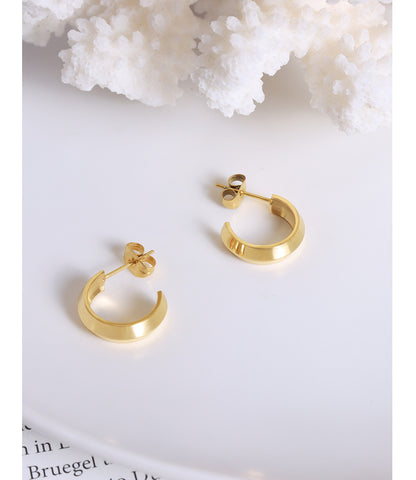 316L Stainless Steel 18K Gold PVD Minimalist C-Shaped Earrings - Minimalist C-Shaped Petite Earrings Wholesale Stainless Steel Jewelry - Sensitive Skin Friendly - Detail 4