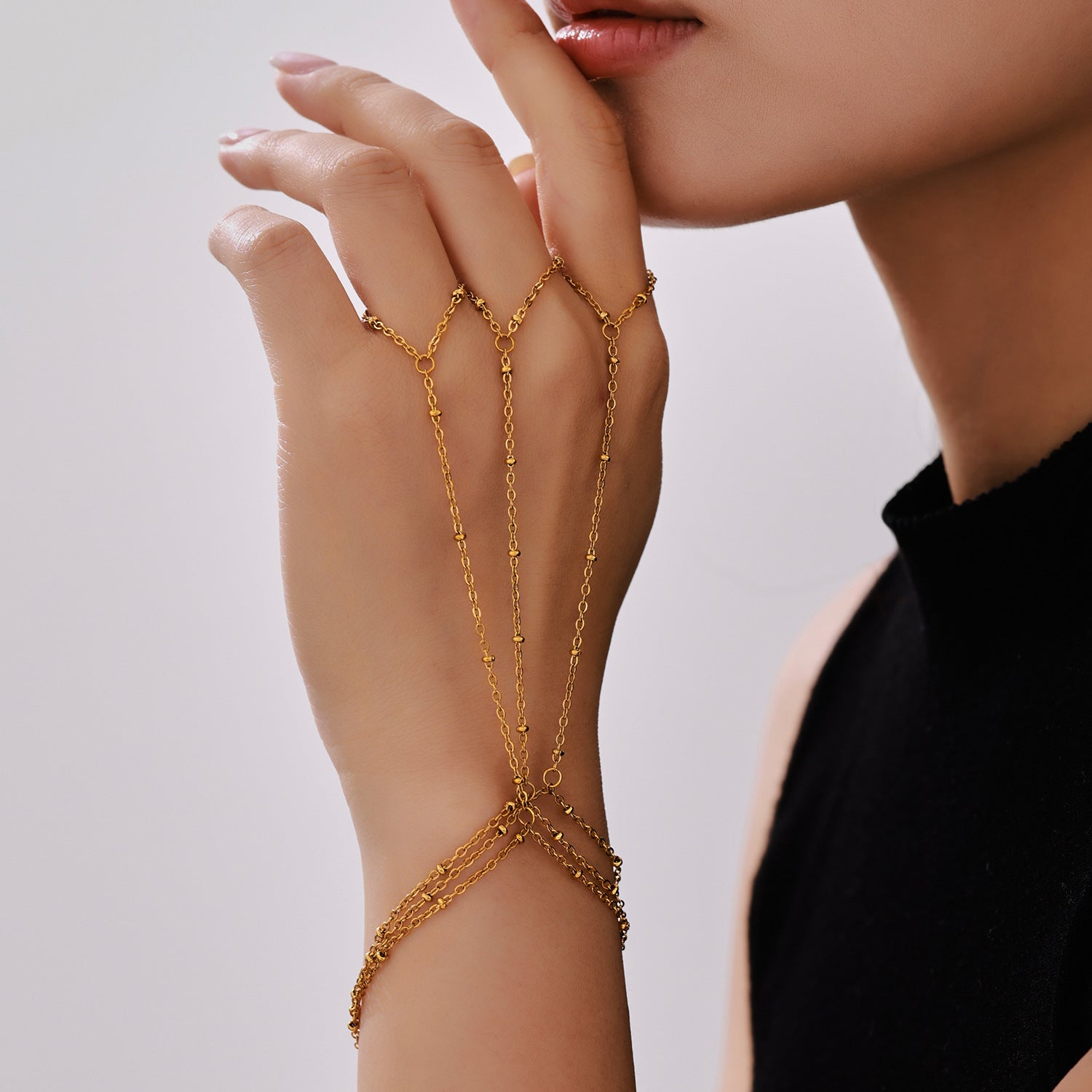 316L Stainless Steel 18K Gold PVD Minimalist Finger Chain Bracelet - Minimalist Gold Finger Chain, European Ins Style Wholesale Stainless Steel Jewelry - Sensitive Skin Friendly - Detail 3