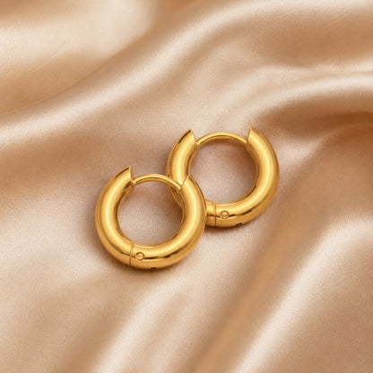 316L Stainless Steel 18K Gold PVD Minimalist Hoop Earrings - Minimalist Hoop Stylish Earrings Wholesale Stainless Steel Jewelry - Sensitive Skin Friendly - Detail 9