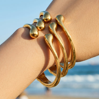 316L Stainless Steel 18K Gold PVD Minimalist Smooth Waterdrop Open Bangle - Minimalist Waterdrop Smooth Open Bangle Wholesale Stainless Steel Jewelry - Sensitive Skin Friendly - Detail 15