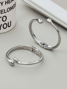 316L Stainless Steel 18K Gold PVD Minimalist Smooth Waterdrop Open Bangle - Minimalist Waterdrop Smooth Open Bangle Wholesale Stainless Steel Jewelry - Sensitive Skin Friendly - Detail 16