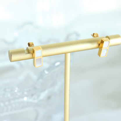 316L Stainless Steel 18K Gold PVD Minimalist Square White Seashell Stud Earrings - Minimalist, Coastal Design, Square, White Seashell, Stud Earrings, Gold, Hypoallergenic Wholesale Stainless Steel Jewelry - Sensitive Skin Friendly - Detail 4