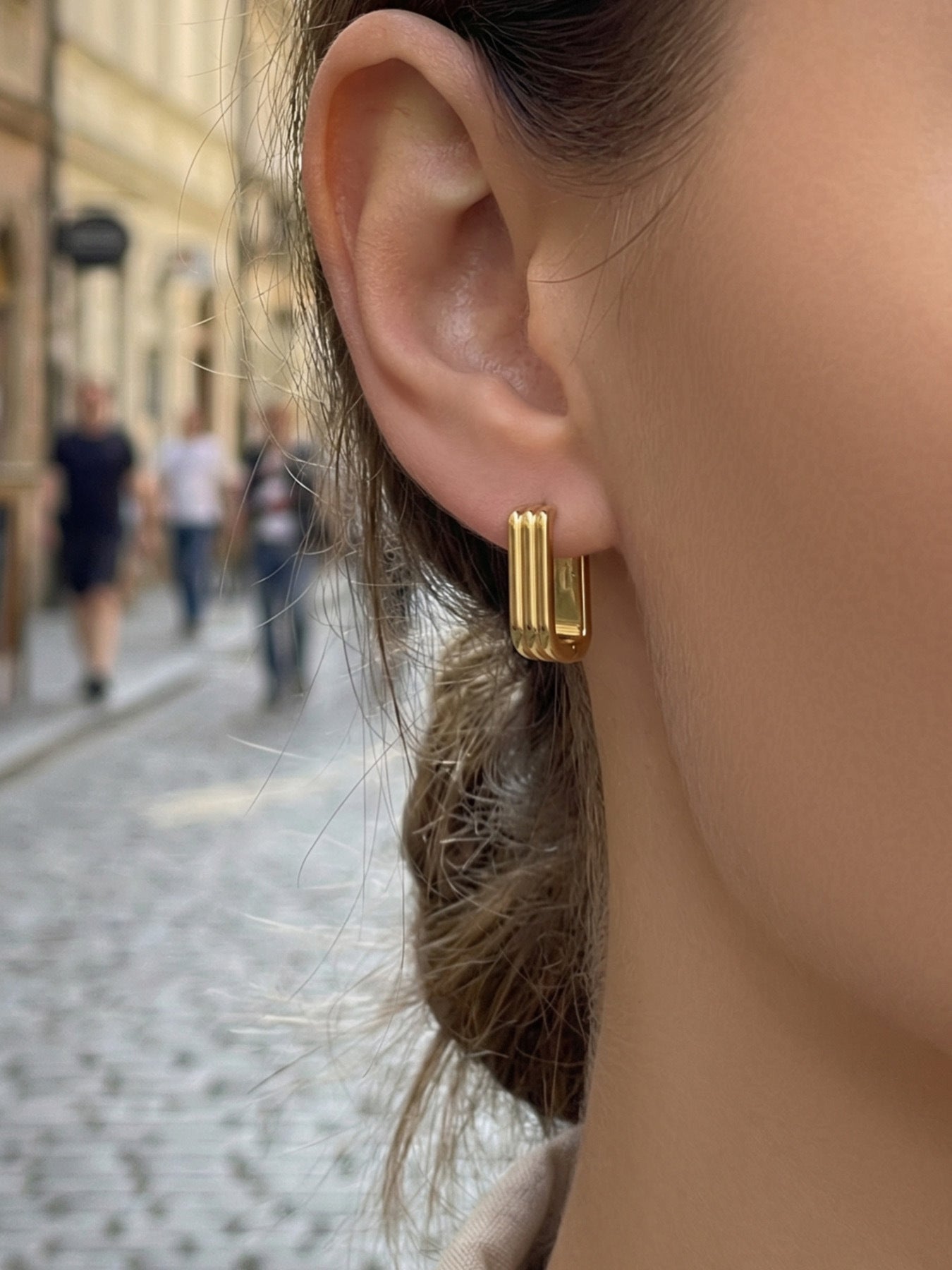 316L Stainless Steel 18K Gold PVD Minimalist U-Shaped Earrings - Minimalist U-Shaped Gold Steel Wholesale Stainless Steel Jewelry - Sensitive Skin Friendly - Detail 13