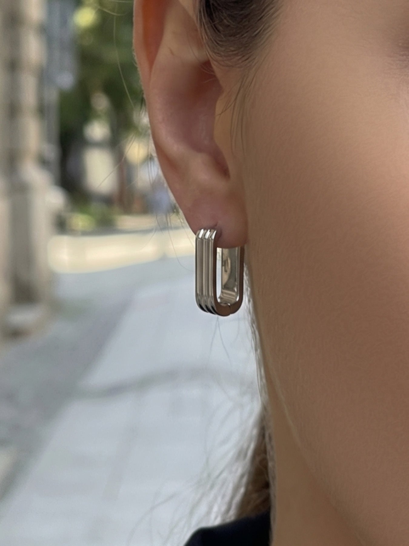 316L Stainless Steel 18K Gold PVD Minimalist U-Shaped Earrings - Minimalist U-Shaped Gold Steel Wholesale Stainless Steel Jewelry - Sensitive Skin Friendly - Detail 15