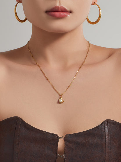 316L Stainless Steel 18K Gold PVD Mother of Pearl Heart Pendant Necklace - Minimalist Gold Heart Mother of Pearl Pendant Necklace Wholesale Stainless Steel Jewelry - Sensitive Skin Friendly - Detail 12