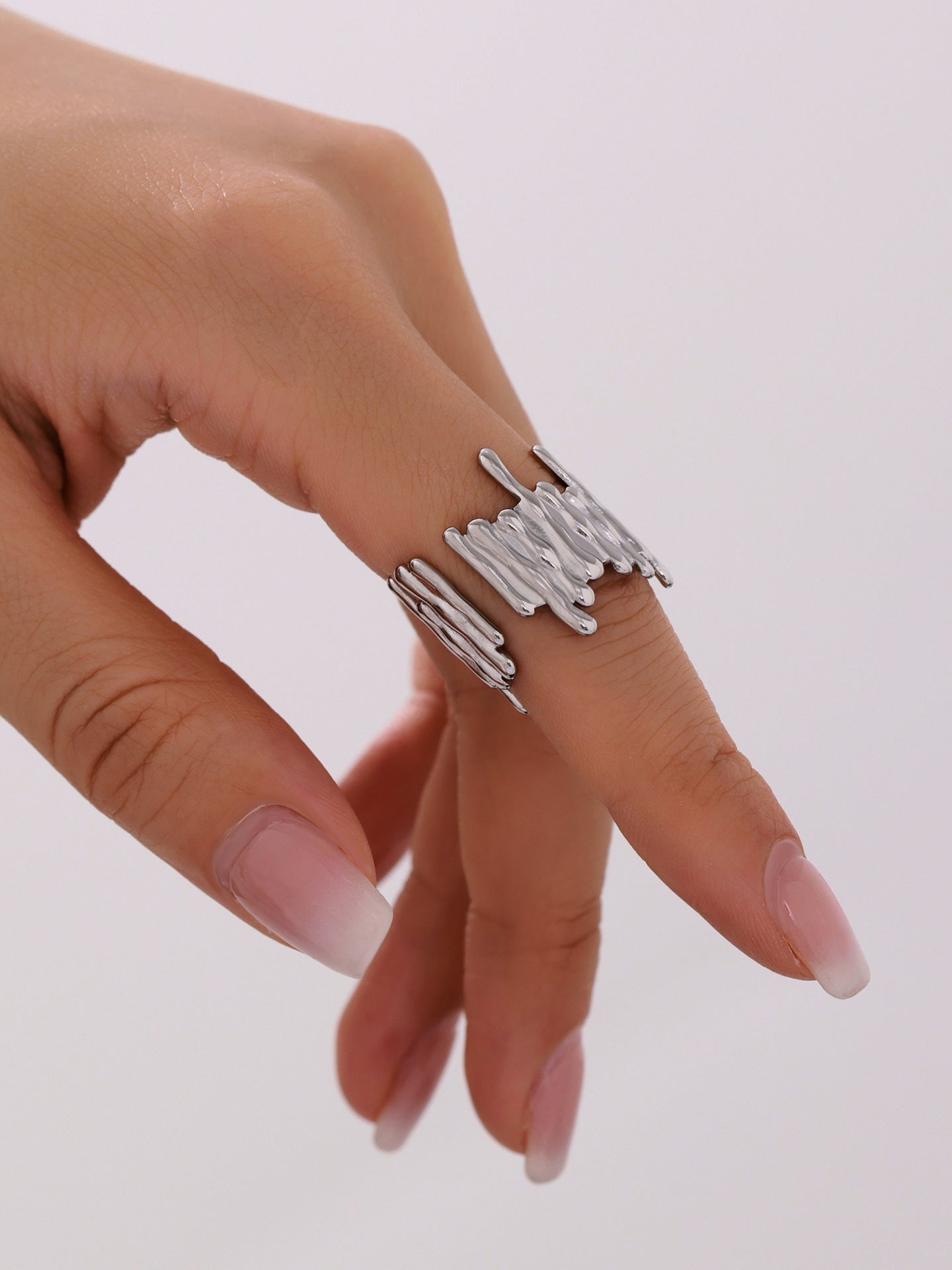 316L Stainless Steel 18K Gold PVD New Ring -  Wholesale Stainless Steel Jewelry - Sensitive Skin Friendly - Detail 2