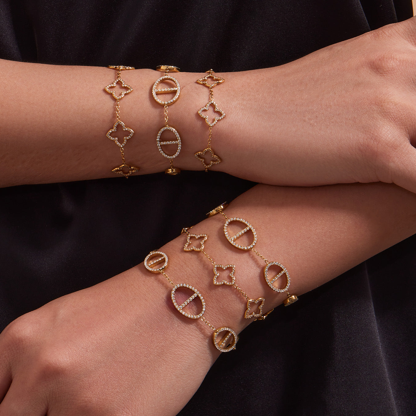 316L Stainless Steel 18K Gold PVD Paved Zircon Four Leaf Clover & Geometric Bracelet - Paved Zircon, Four Leaf Clover, Geometric Sun, Gold Bracelet, Delicate, Elegant Wholesale Stainless Steel Jewelry - Sensitive Skin Friendly - Detail 11