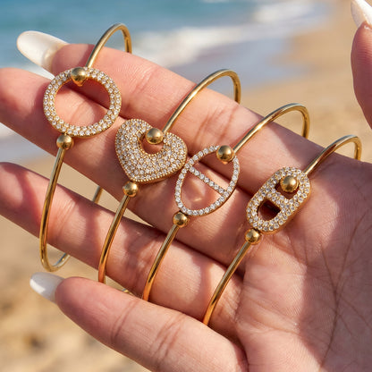 316L Stainless Steel 18K Gold PVD Pig Nose Heart Circle Design Bangle - Minimalist Gold Circle Heart Pig Nose Bangle Wholesale Stainless Steel Jewelry - Sensitive Skin Friendly - Detail 2
